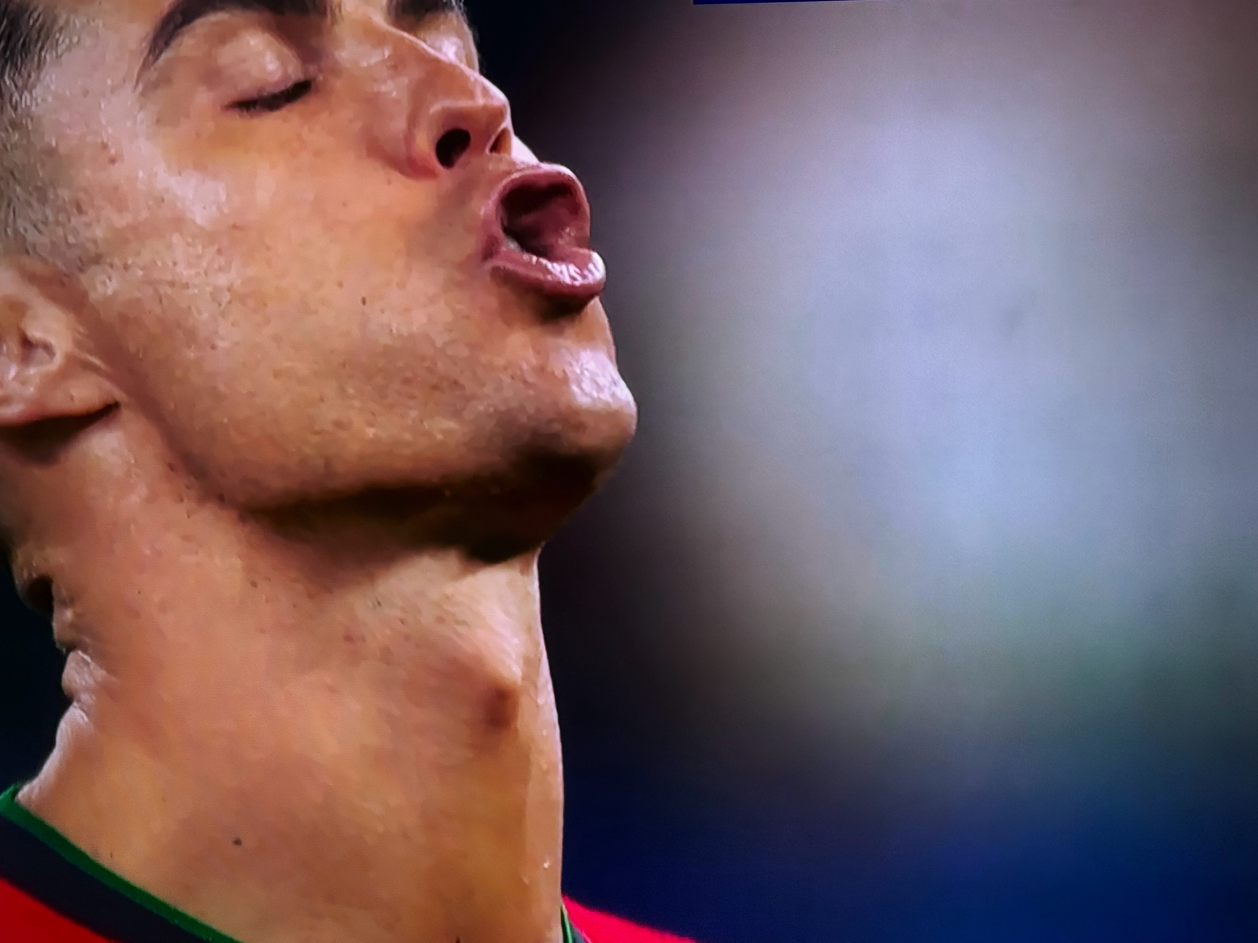 九游体育中国官网-上海久事防线松动备战欧超杯葡萄牙体育遗憾出局备战荷甲，马德里竞技国际比赛日远射贴柱直接炸裂