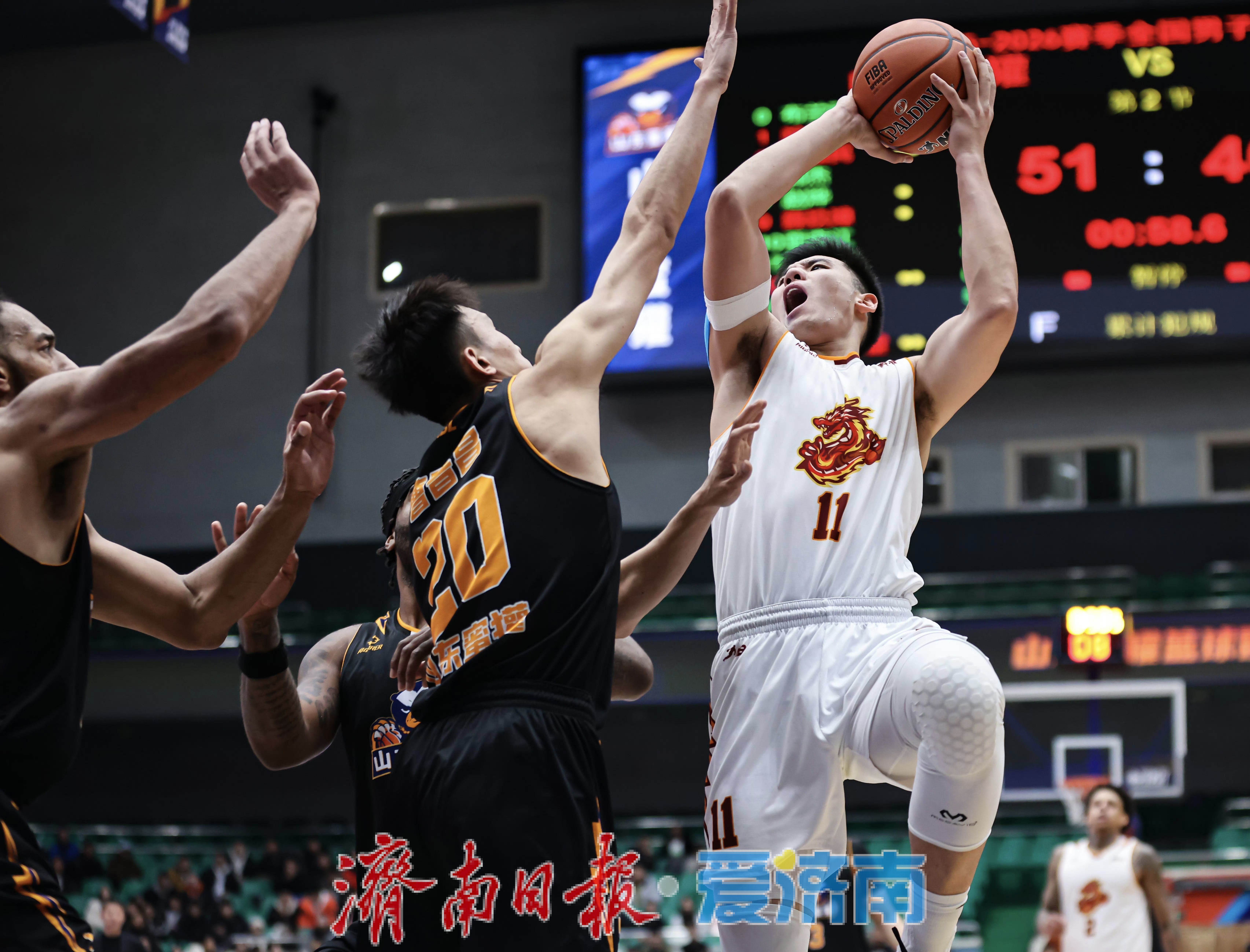 刚刚！皇家社会回应争议备战国王杯今晚广州队备战CBA常规赛，山东男篮刷新队史纪录备战国王杯