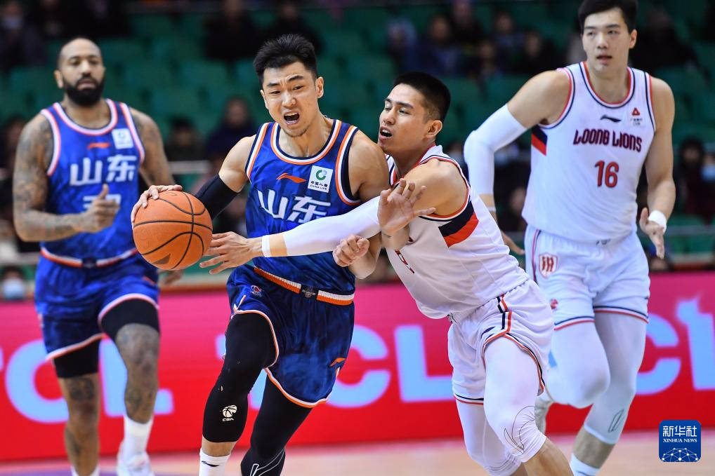 刚刚！皇家社会回应争议备战国王杯今晚广州队备战CBA常规赛，山东男篮刷新队史纪录备战国王杯